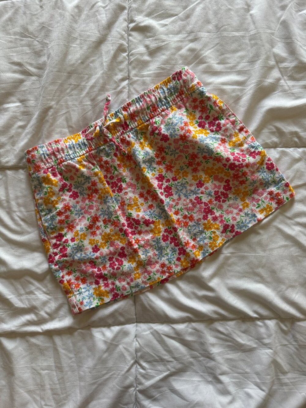 Girl's Linen Blend Floral Mini Skirt with pockets, Size 6-7 Old Navy